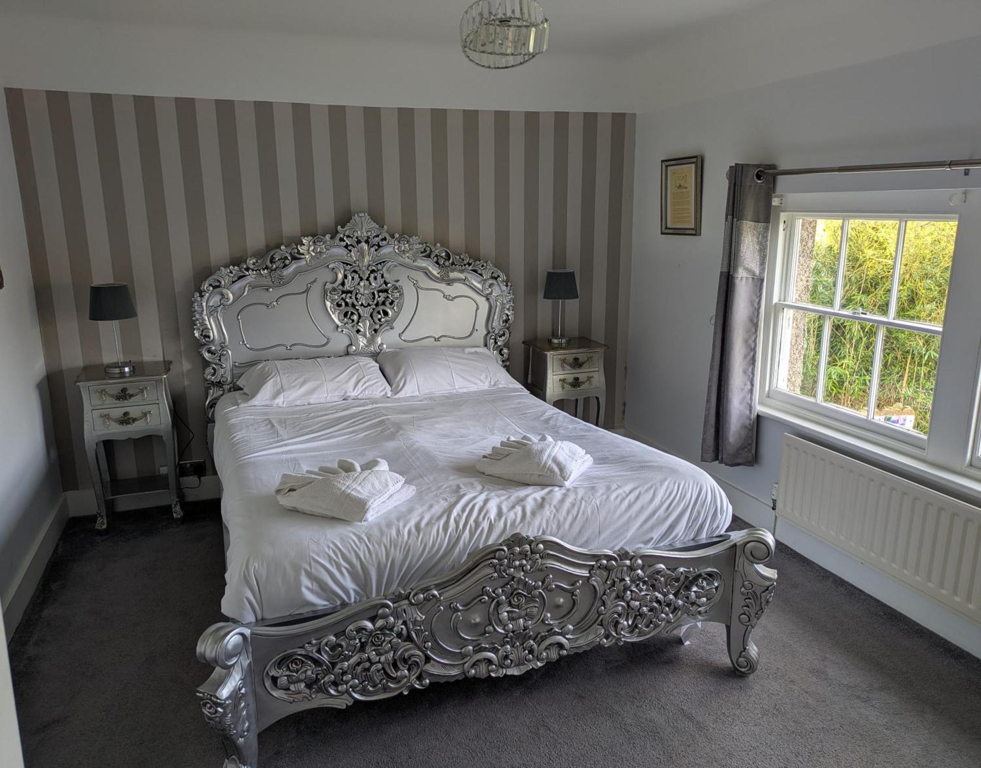 Chalk Farm Ldc Hotel Eastbourne Bagian luar foto