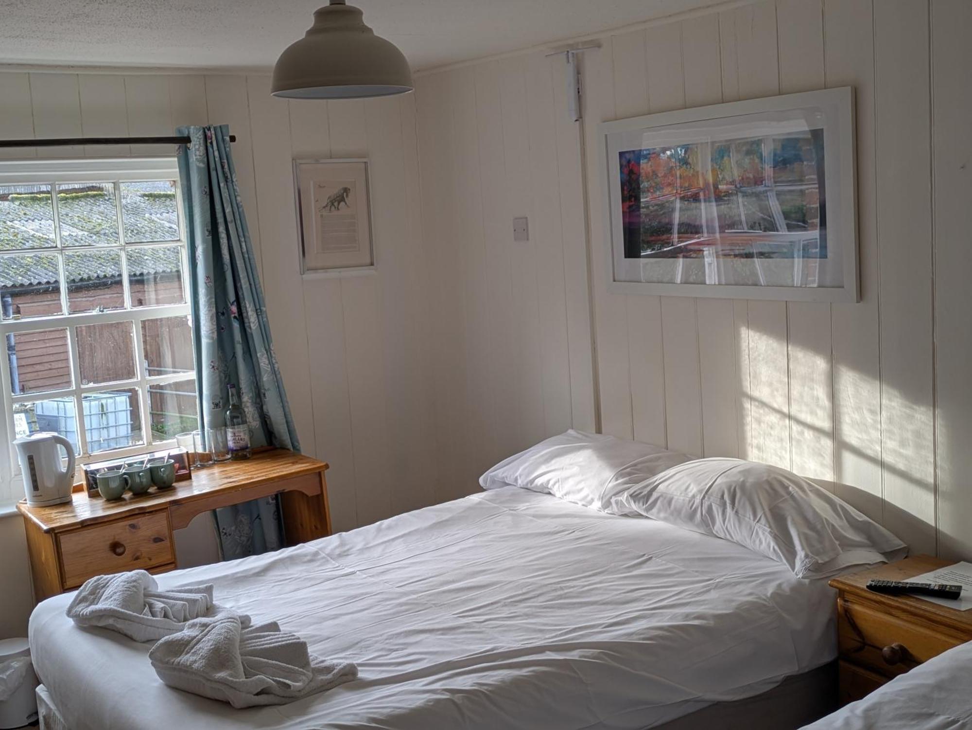 Chalk Farm Ldc Hotel Eastbourne Bagian luar foto